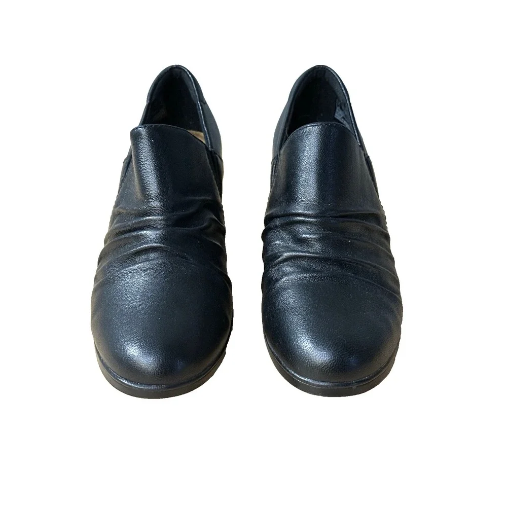 Clarks these collection